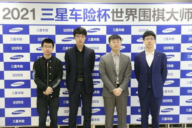 该片原定导演艾利克斯;蒂姆伯斯(《丛林里的莫扎特》)，因时间冲突，故而换导